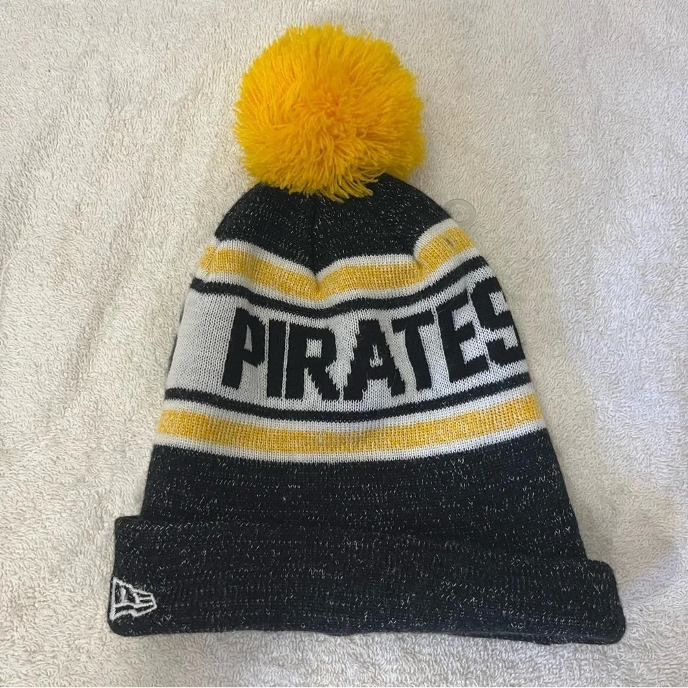 New Era Pittsburgh Pirates Youth  Beanie with Yellow Pom
